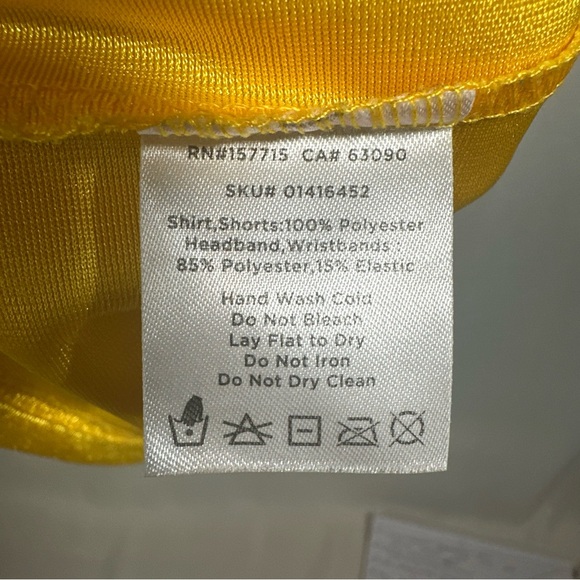 Spirit Halloween Dodgeball Movie Costume Bright Yellow Jersey & Shorts Set - Picture 7 of 7